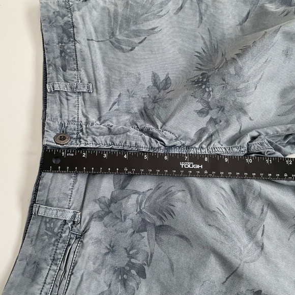 Paperbacks Mens Shorts Sz 32 Gray Tropical Print Chino Golf Beach Hawaii Raw Hem - Picture 5 of 9